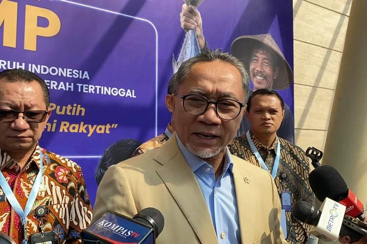 Menteri Koordinator Bidang Pangan Zulkifli Hasan atau Zulhas di TMII, Jakarta Timur, Kamis (16/7/2026).