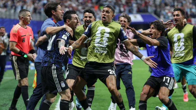 Asisten Scaloni Membantah Rumor Perselisihan di Kamp Timnas Argentina