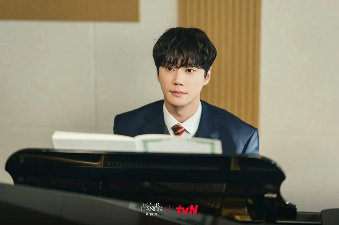Lee Jun Young di drama Four Hands, Two Sonatas