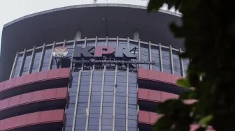 KPK Periksa Pejabat Kemenhut, Dalami Pertemuan Raja Juli dan Bupati Kuansing