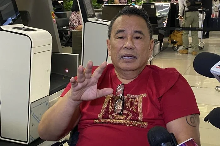 Hotman Paris Mundur sebagai Kuasa Hukum Eks Jampidsus Febrie Adriansyah, Akui Kondisi Kesehatan Jadi Alasan Utama