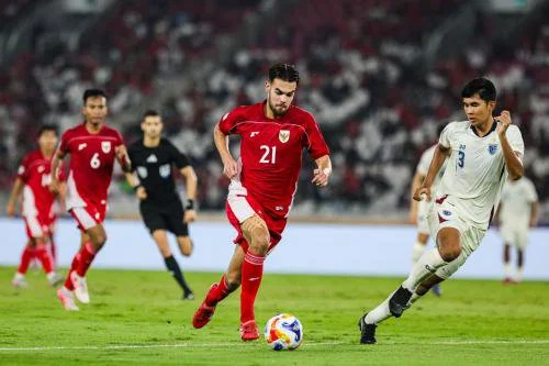 Jens Raven di Timnas Indonesia U-23 vs Thailand. (Foto: Aldhi Chandra/Okezone)