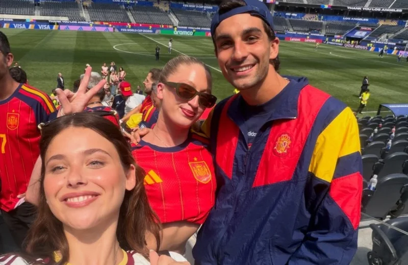 Nicole Wallace Posting Foto Bareng Ferran Torres di Tengah Rumor Kedekatan