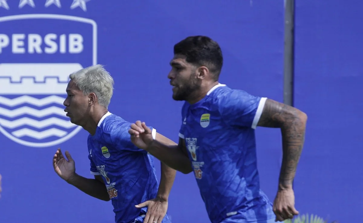 Jadwal Siaran Langsung Persib Bandung vs Arema FC di Piala Presiden 2026 Malam Ini: Maung Bandung Berjaya?