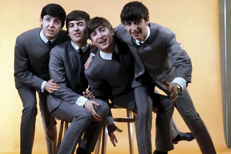 5 Band Asal Inggris yang Pernah Menyaingi Popularitas The Beatles