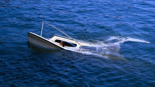 Speedboat bawa 11 WNA Tenggelam di Sulteng, Penumpang Selamat-Nakhoda Hilang