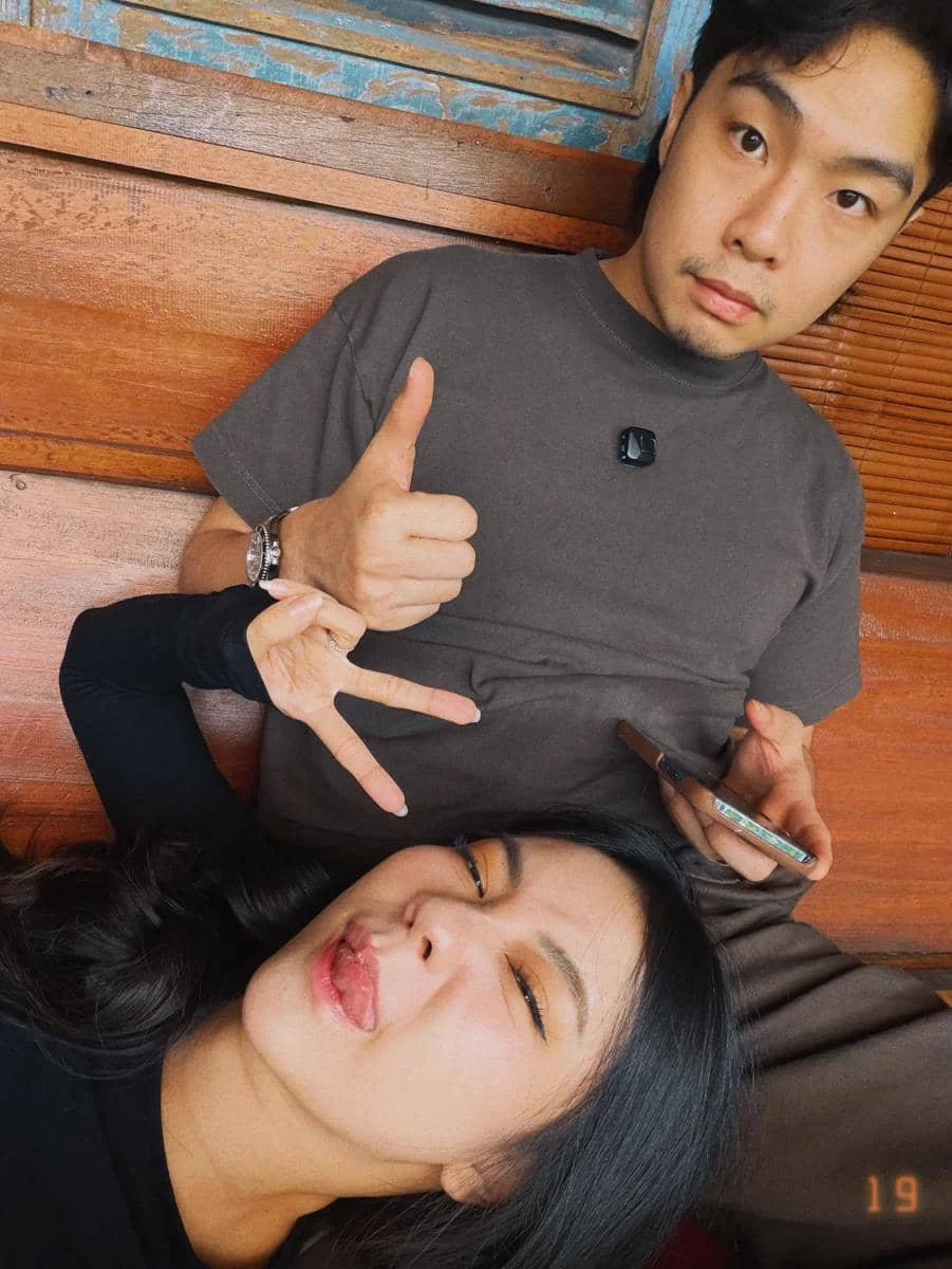 Jessica Jane dan suami liburan di Cikole