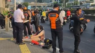 Kendaraan Berhenti Mendadak Picu Kecelakaan Beruntun di MT Haryono Pancoran