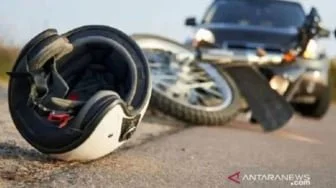 Ojol Tewas Terlindas Truk usai Tersenggol saat Pindah Jalur di Kemanggisan