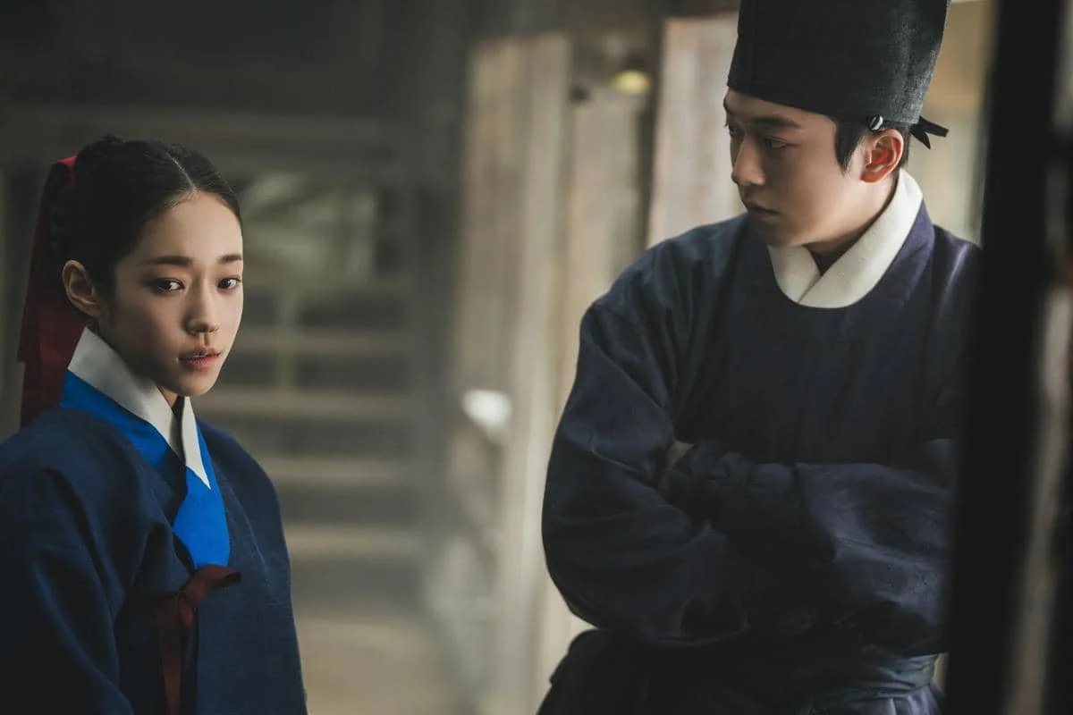 still cuts drama The East Palace