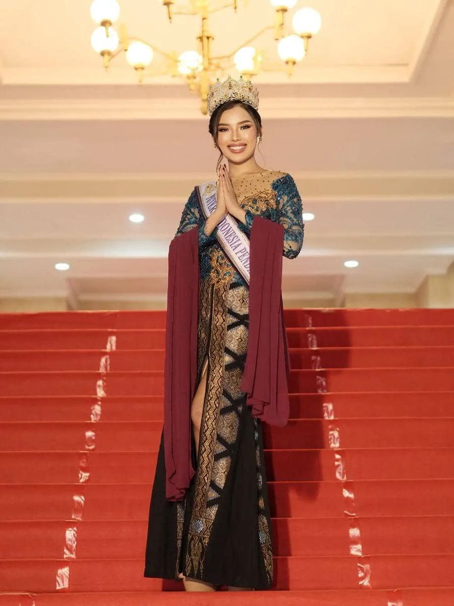 Potret Perwakilan YPI di Red Carpet Jember Fashion Carnaval 2026