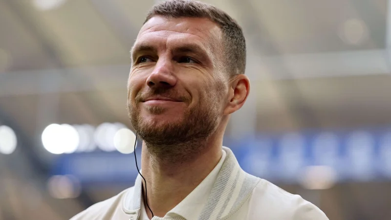 "Masih akan datang satu atau dua pemain berkepribadian": Edin Dzeko di ambang tanda tangan spektakuler?