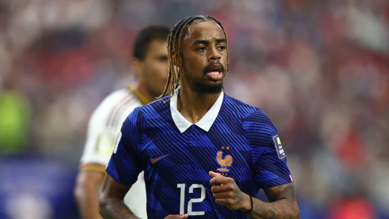 Bradley Barcola menolak menandatangani kontrak baru di Paris Saint-Germain