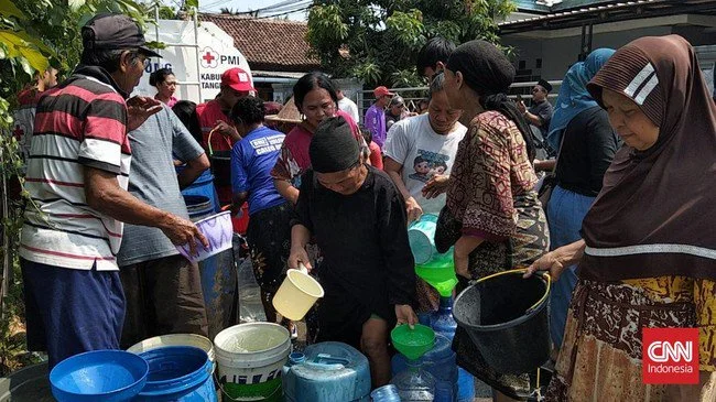 Kekeringan Ekstrem, 162 Keluarga di Tangsel Butuh Pasokan Air Bersih