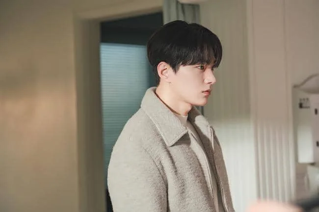 still cuts drama Love In Sync