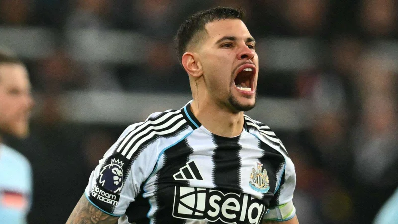 Eddie Howe angkat bicara mengenai kabar transfer Bruno Guimaraes ke Arsenal, di tengah musim panas yang kembali penuh tantangan bagi manajer Newcastle tersebut