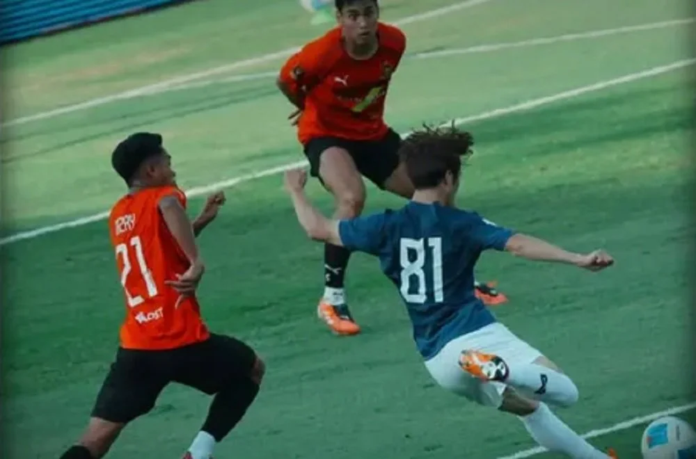 Duel DPMM FC vs Tampines Rovers berakhir 2-2.