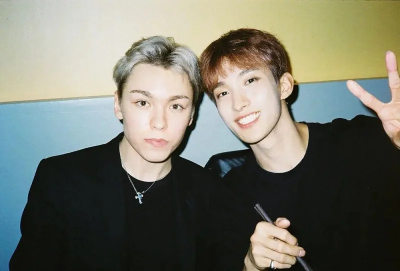 DK dan Vernon SEVENTEEN akan Berangkat Wajib Militer, Ini Jadwalnya