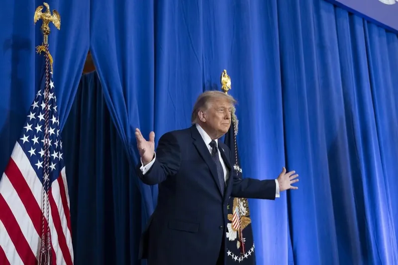 Trump Bantah AS Kehabisan Amunisi untuk Gempur Iran