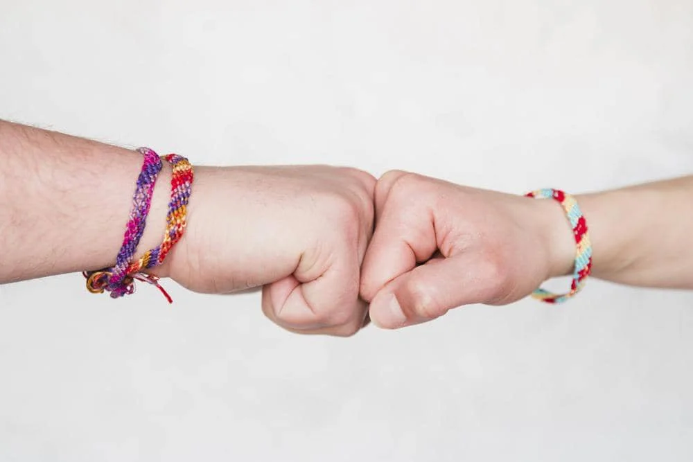 Tips membuat gelang persahabatan yang unik