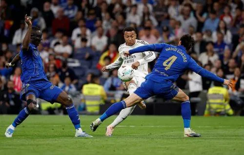 Kylian Mbappe beraksi di laga Real Madrid vs Real Oviedo (Foto: Real Madrid)