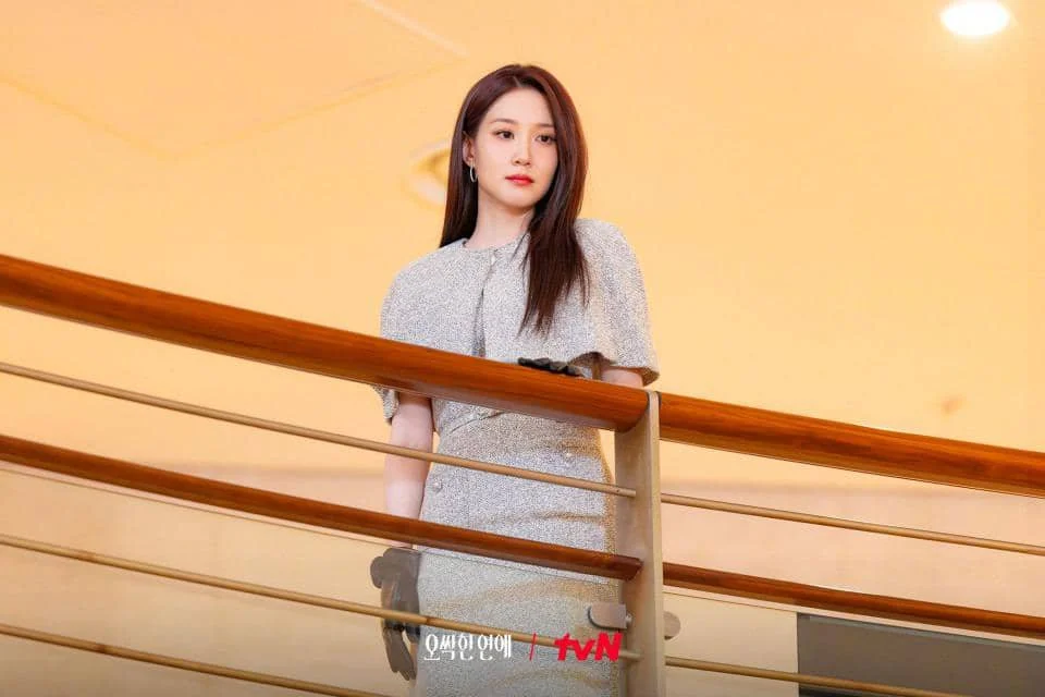 still cuts drama Spooky in Love