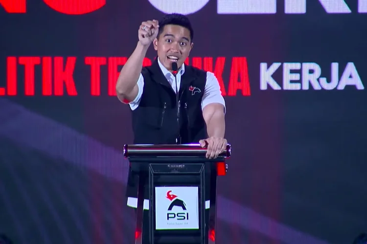 Ketua Umum PSI Kaesang Pangarep di Rakernas PSI, Makassar, 31 Januari 2026.