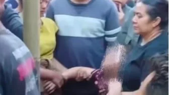 Maling Ayam Dikeroyok hingga Tewas, Mengapa Koruptor Tak Diperlakukan Sama?