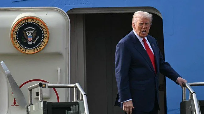 Trump Murka Tanker Gas AS Dihantam Drone hingga Terbakar di Mesir