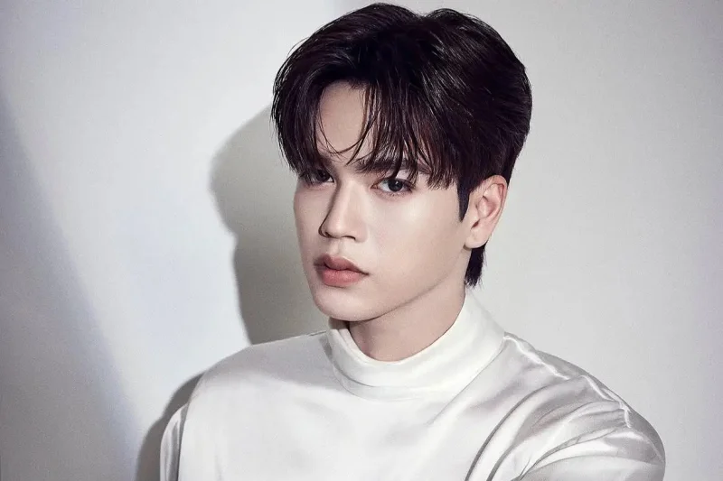 Biodata dan Profil Mark Jiruntanin, Aktor Thailand yang Lagi Disorot