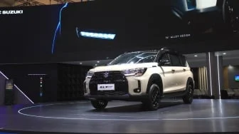 Suzuki XL7 Hybrid Terbaru Tantang Pasar SUV 7 Seater Lewat Penyegaran Eksterior dan Interior