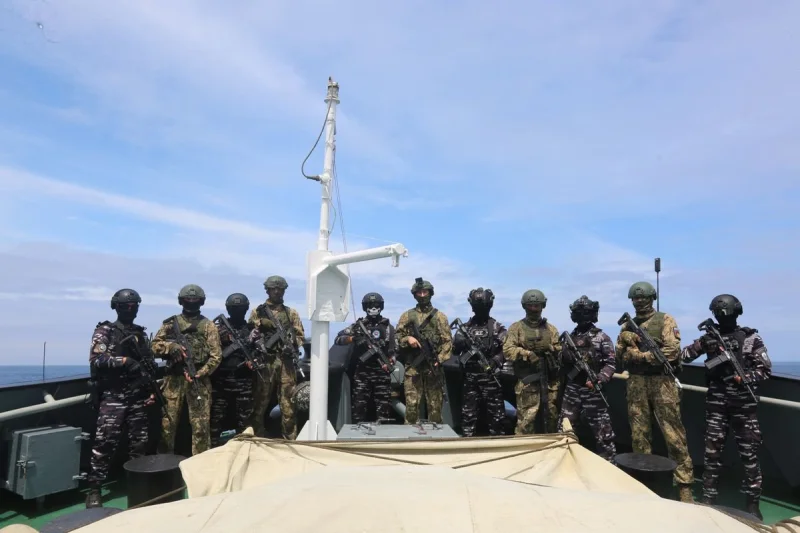 TNI AL dan Angkatan Laut Rusia Latihan Tempur Laut, dari VBSS hingga Menembak Meriam