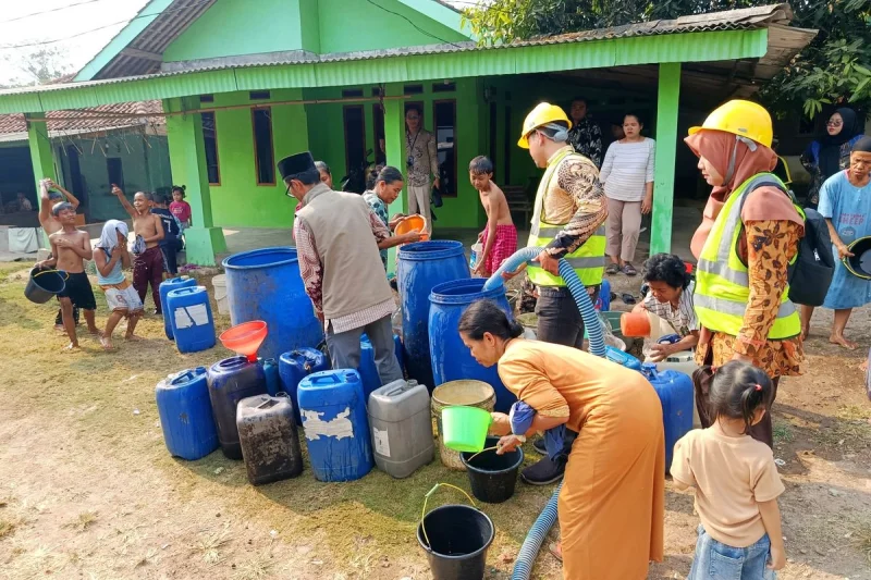 Warga Cibarusah Keluhkan Air PAM Tak Pernah Mengalir meski Pipa Sudah Terpasang