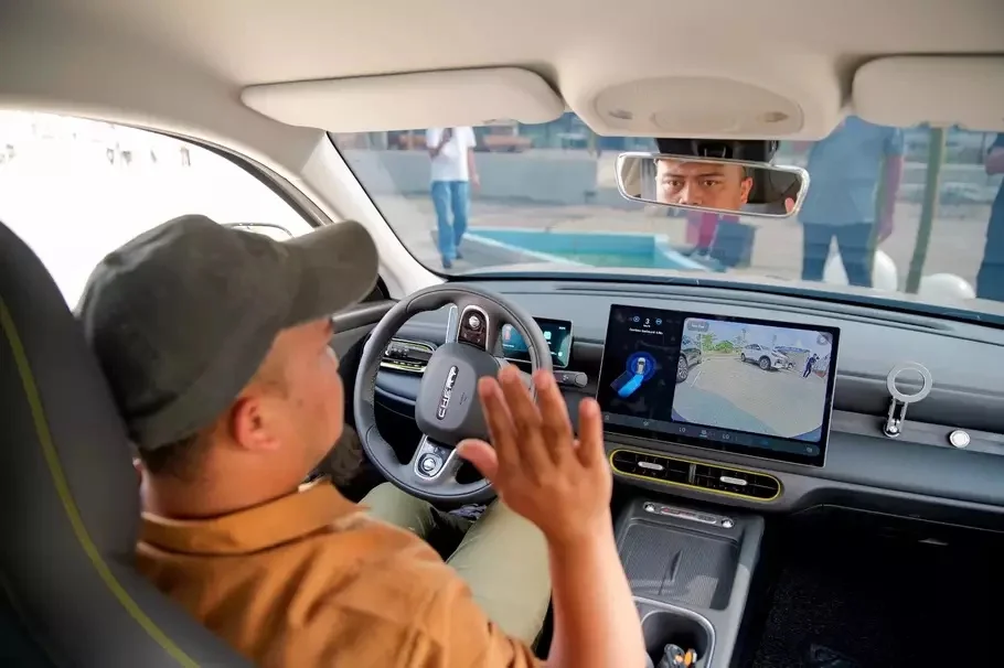 Chery Q memiliki banyak fitur premium untuk sebuah mobil listrik kompak. - (Chery Indonesia/DOK)