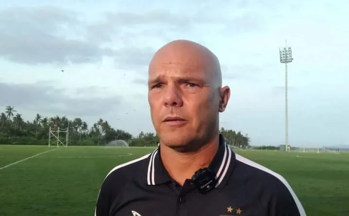 Johnny Jansen Bidik Bali United Tembus Lima Besar dan Perbanyak Kemenangan Kandang pada Musim 2026/2027