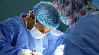 Bedah Robotik Makin Canggih dan Populer, Akankah Gantikan Peran Dokter?