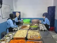 Program MBG Libur Sementara, Orang Tua di Ponorogo Setuju: Mending untuk Pendidikan Gratis