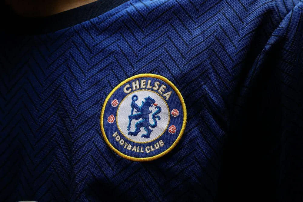 ilustrasi jersei berlogo Chelsea (unsplash.com/Simon Reza)