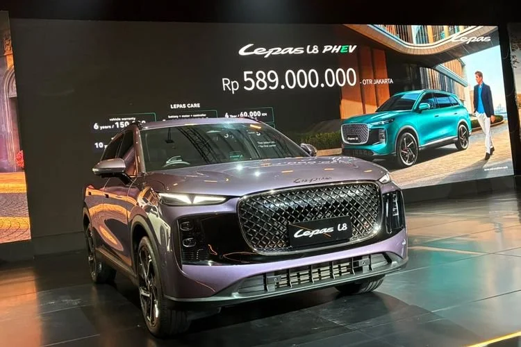 Lepas L8 dijual dengan harga resmi Rp 589 juta