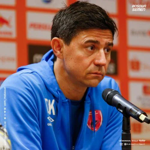 Darije Kalezic saat melatih PSM Makassar di periode pertama.