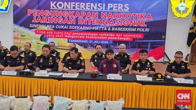 Kopilot Malaysia Kerja Sampingan Jadi Kurir Bawa 26 Kg Ekstasi ke RI