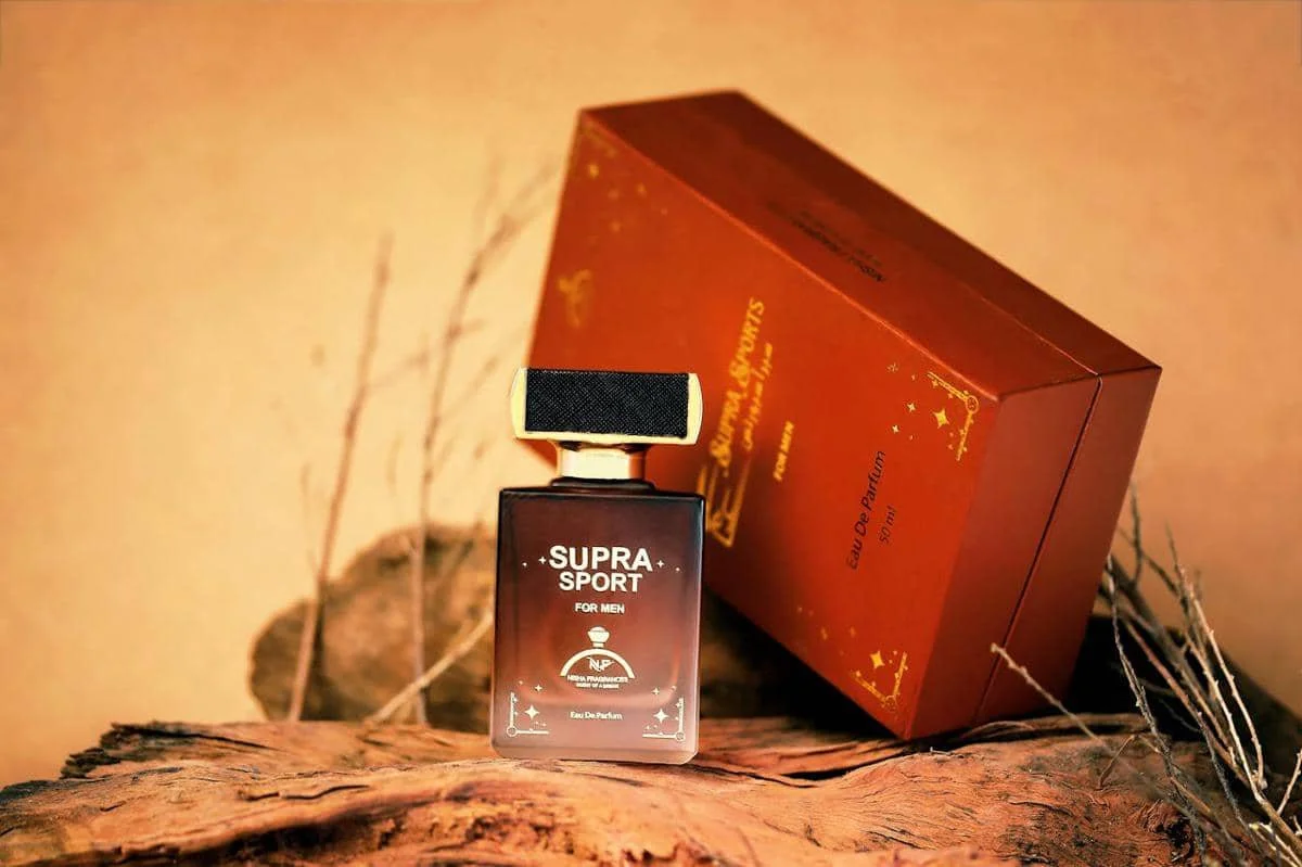 ilustrasi parfum merah