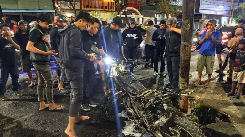Bentrok Geng Motor vs Warga di Makassar, 1 Orang Kena Panah