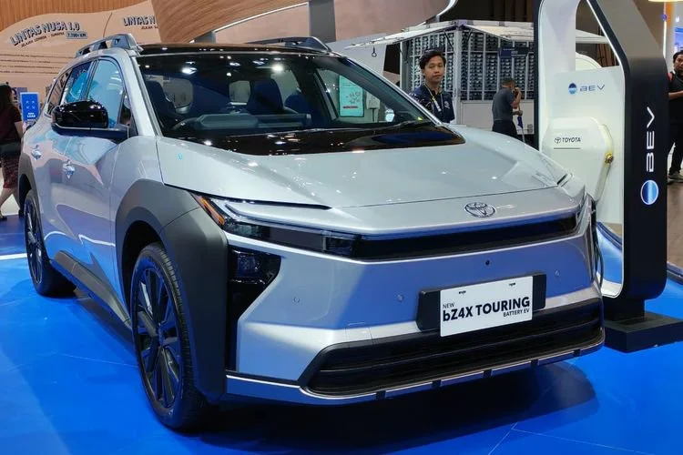 Toyota bZ4X Touring di GIIAS 2026