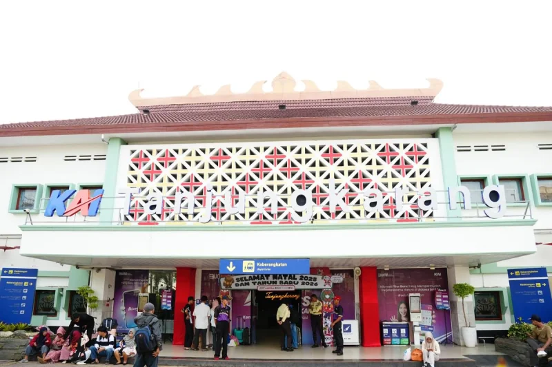 Dua Hari Berturut-turut, OTK Tertemper Kereta Api di Bandar Lampung