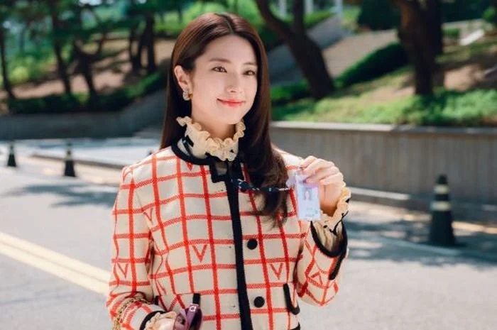 6 Rekomendasi Drakor Ha Young yang Wajib Ditonton, Terbaru jadi Jaksa Amnesia di Our Sticky Love
