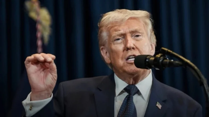 Trump Mau 'Palak' Mahasiswa Asing yang Ingin Kerja di Amerika Rp1,8 Miliar