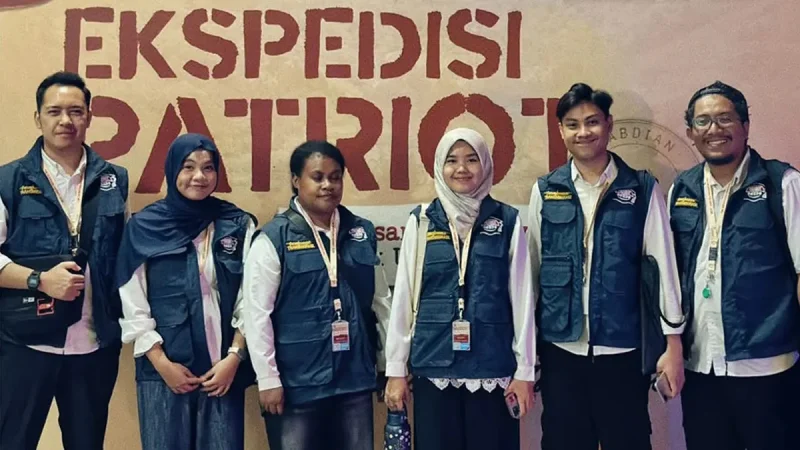 UNAIR dan Kementerian Transmigrasi Kirim Tim Ekspedisi Patriot ke Manokwari, Dampingi Peternak Sapi Empat Bulan