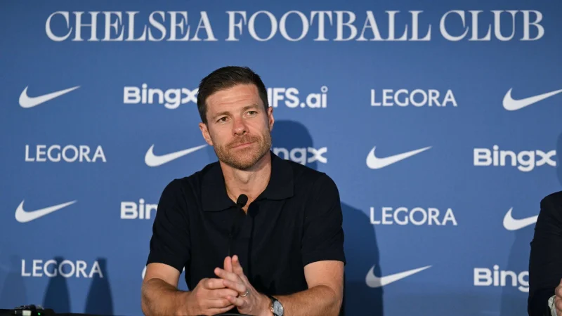 Chelsea meluncurkan misi transfer senilai £42 juta untuk bintang Serie A saat Xabi Alonso membidik perombakan lini belakang lebih lanjut