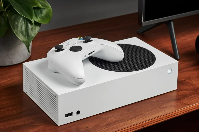 Xbox Generasi Berikutnya Dikabarkan Tetap Dukung Disc, Beda dengan PlayStation
